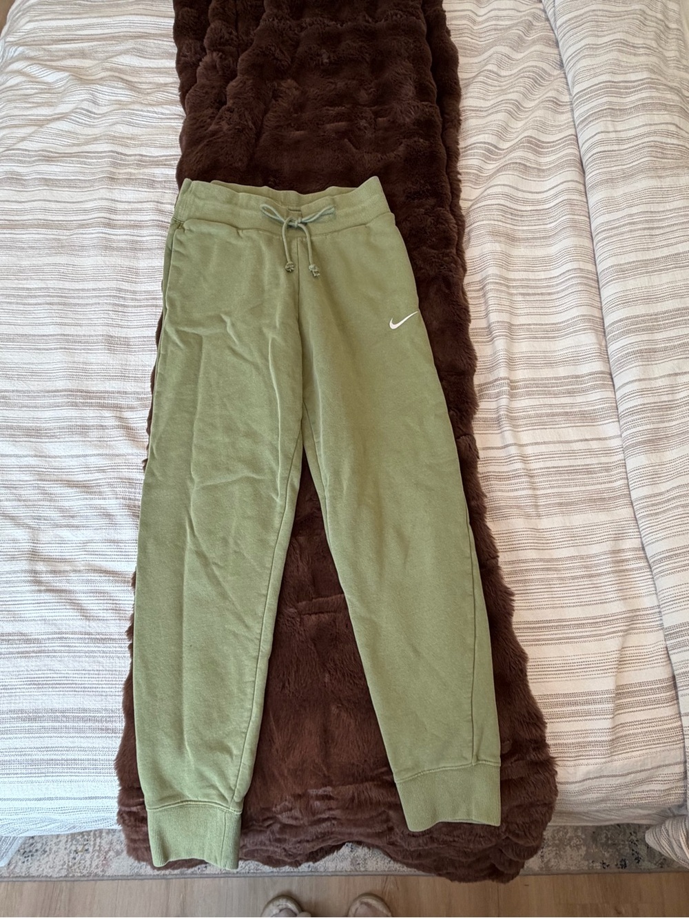 Nike Olive Green Jogger Sweatpants with White Swoosh